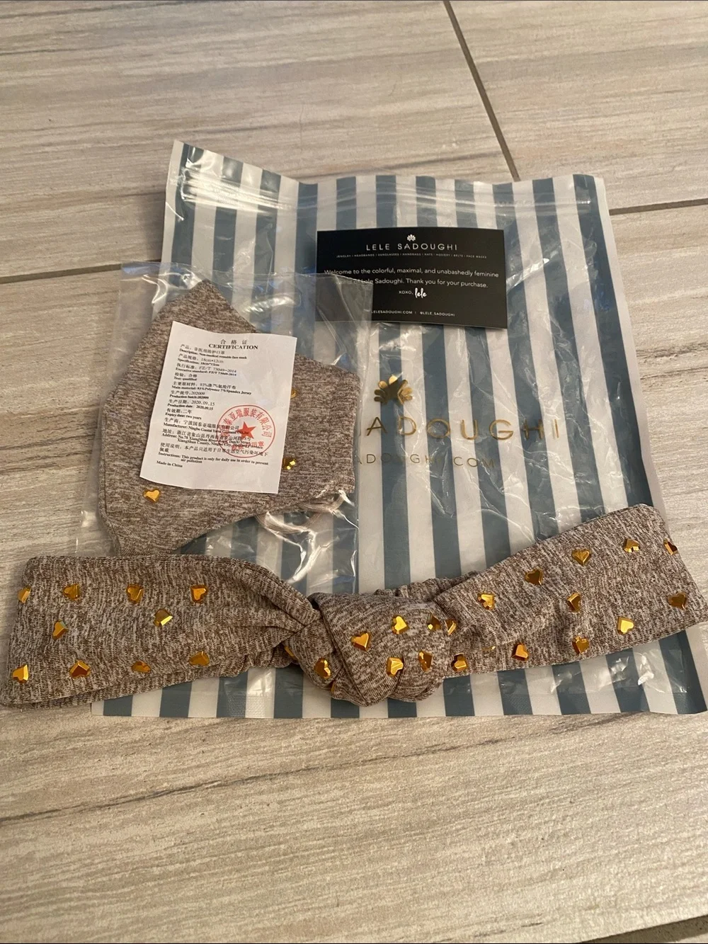 NWT Lele Sadoughi sport headband with gold hearts and mask